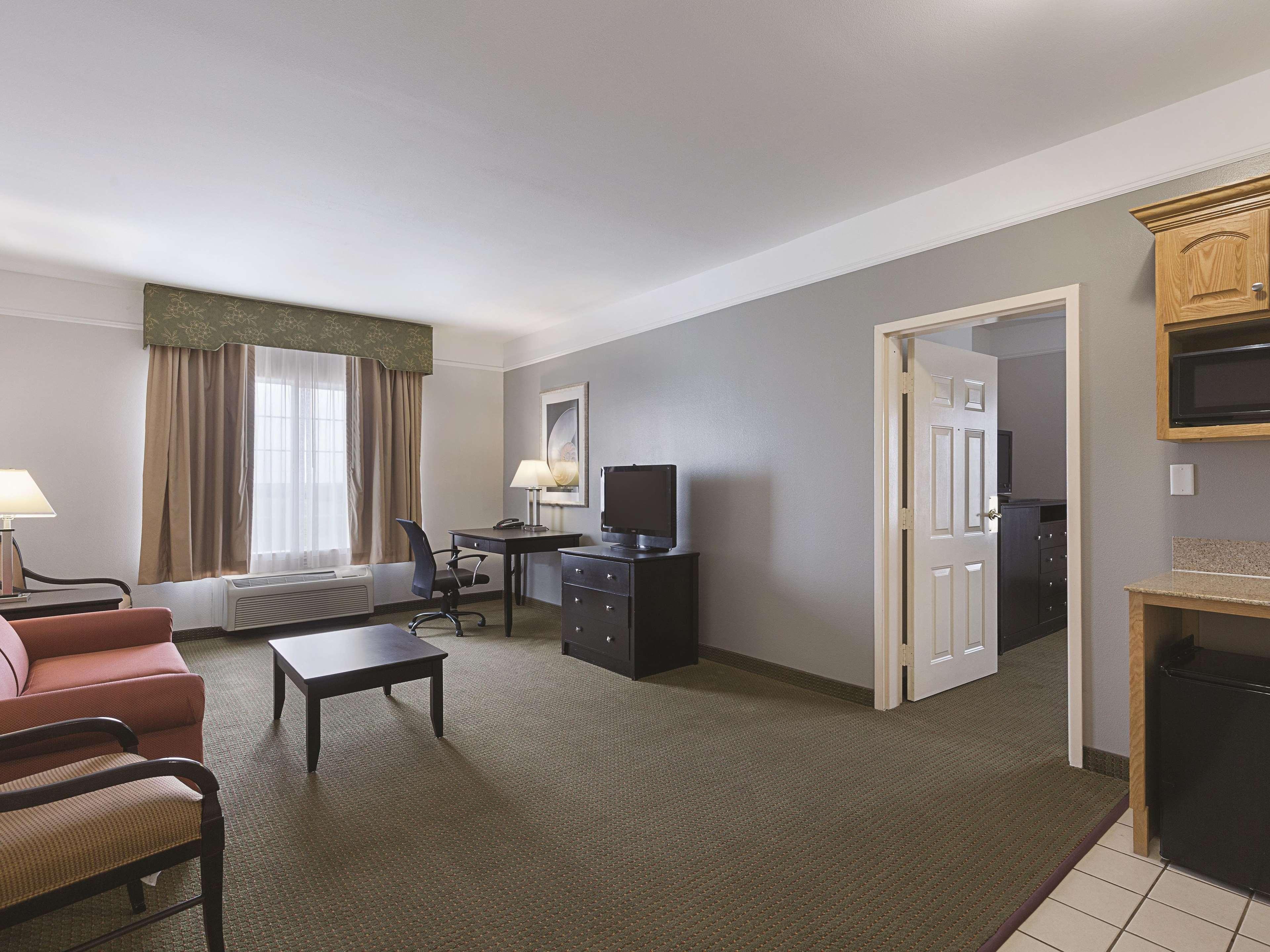 Hotel La Quinta By Wyndham Deer Park Exteriér fotografie