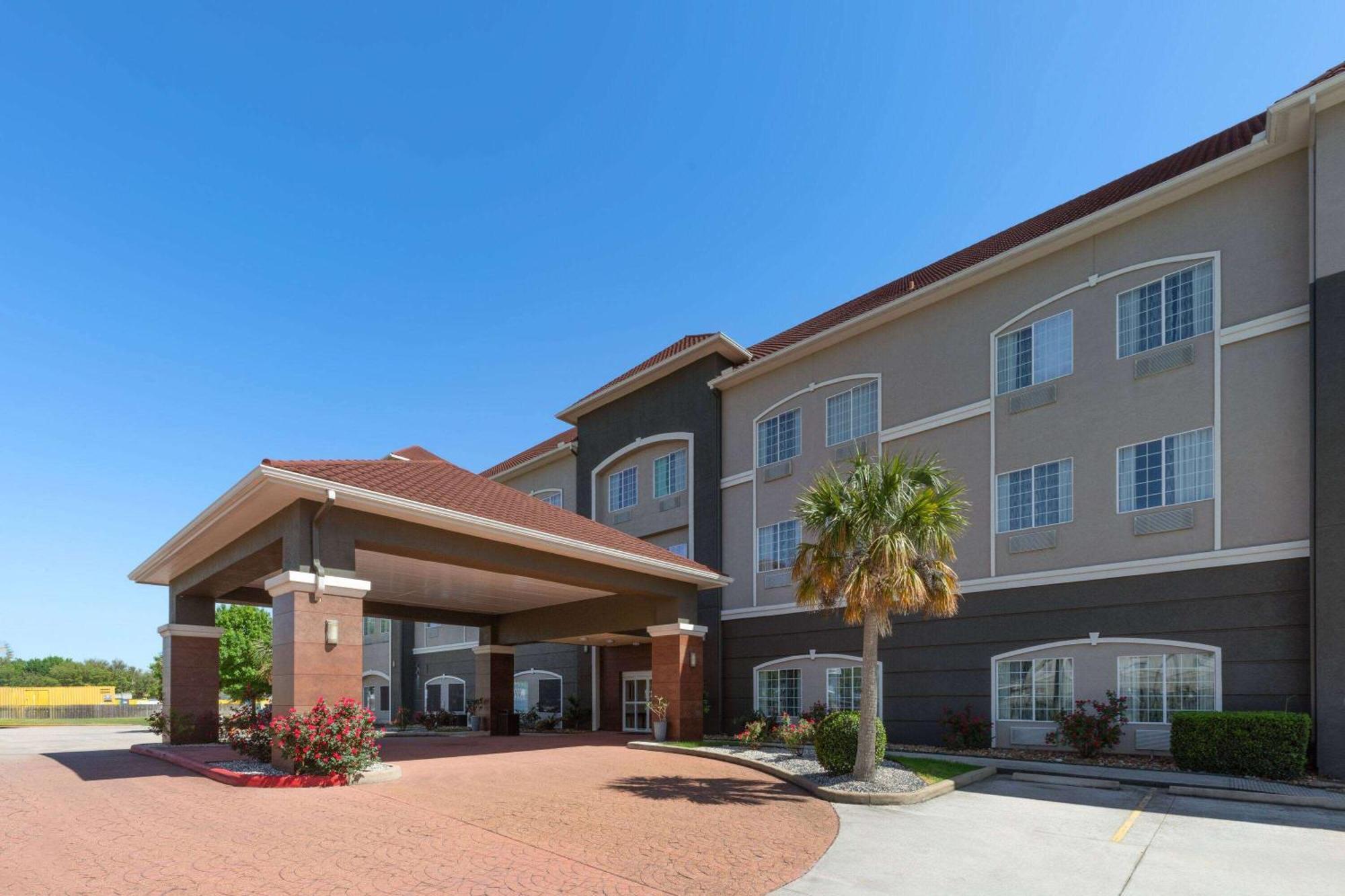 Hotel La Quinta By Wyndham Deer Park Exteriér fotografie
