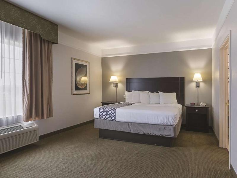 Hotel La Quinta By Wyndham Deer Park Exteriér fotografie